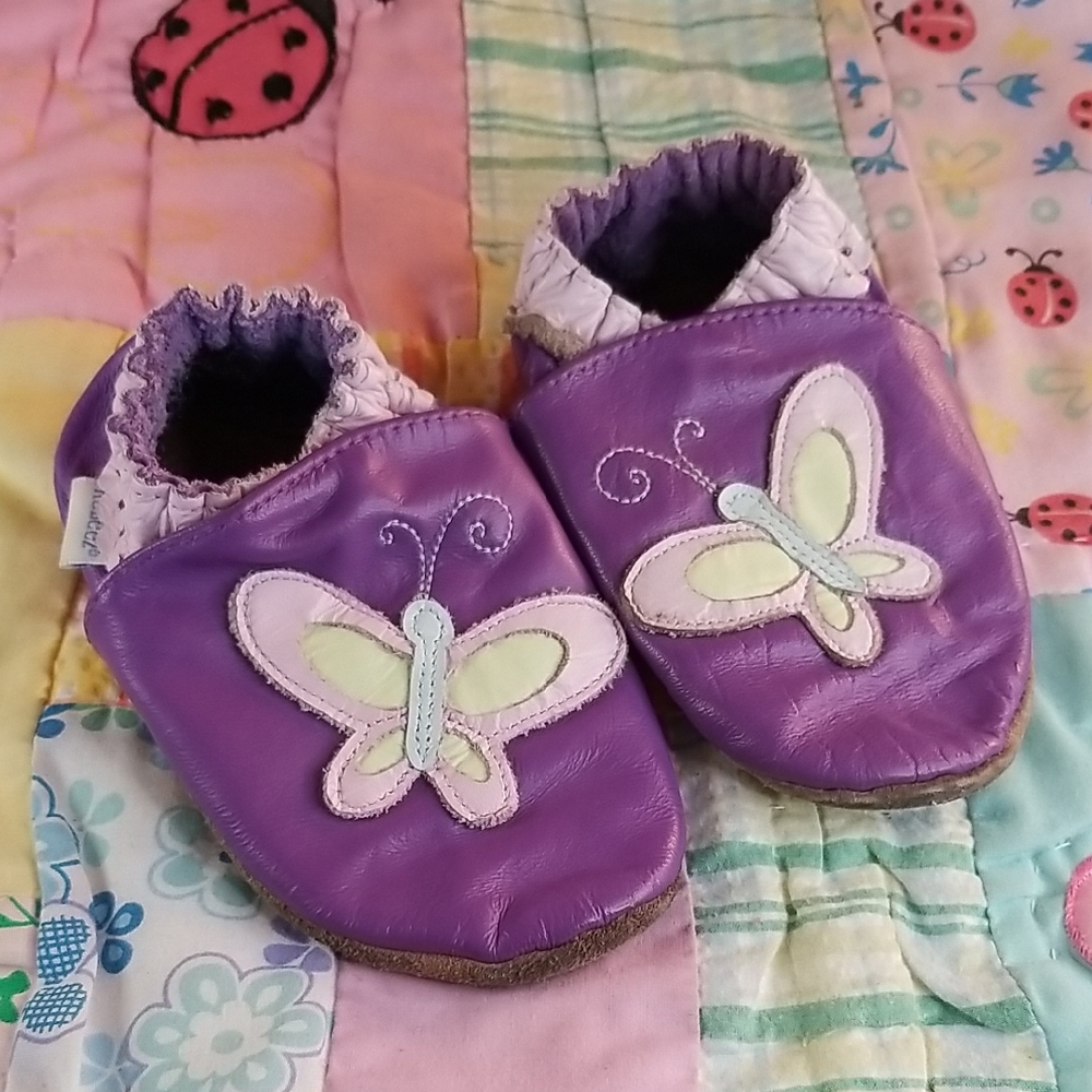 Robeez Pediatrician Recommended Soft Sole Purple Butterfly Leather Baby Shoes